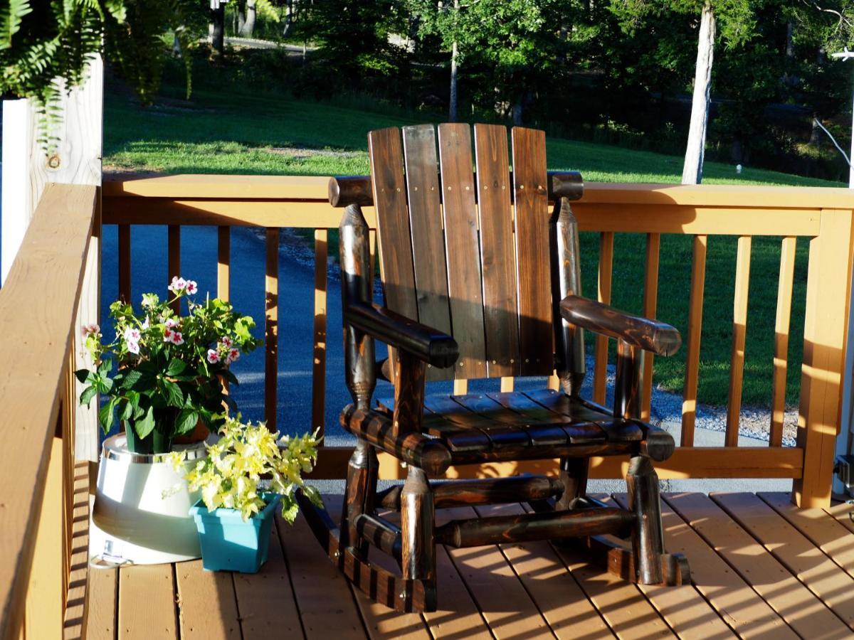 Bedford Landings Bed & Breakfast Moneta Eksteriør bilde